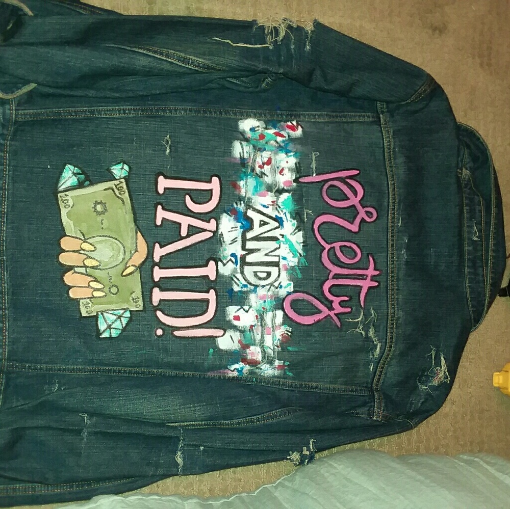 " pretty and paid $$ "